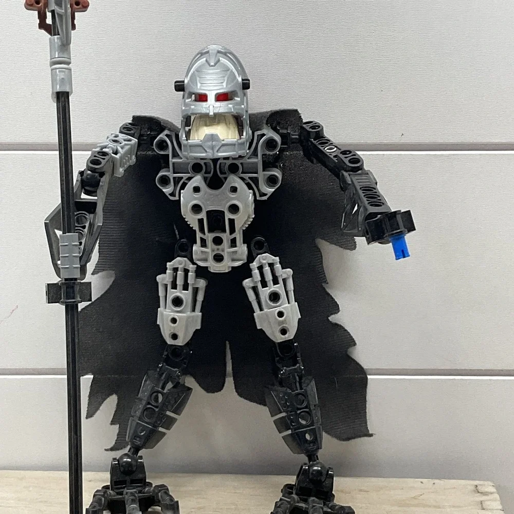 LEGO Bionicle Vezon Action Figure Silver Mask Black Cape Staff 2006
